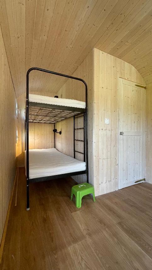 Glamping - Stylova Maringotka V Srdci Ladova Kraje, Pobliz Hlavniho Mesta Prahy Stribrna Skalice Εξωτερικό φωτογραφία